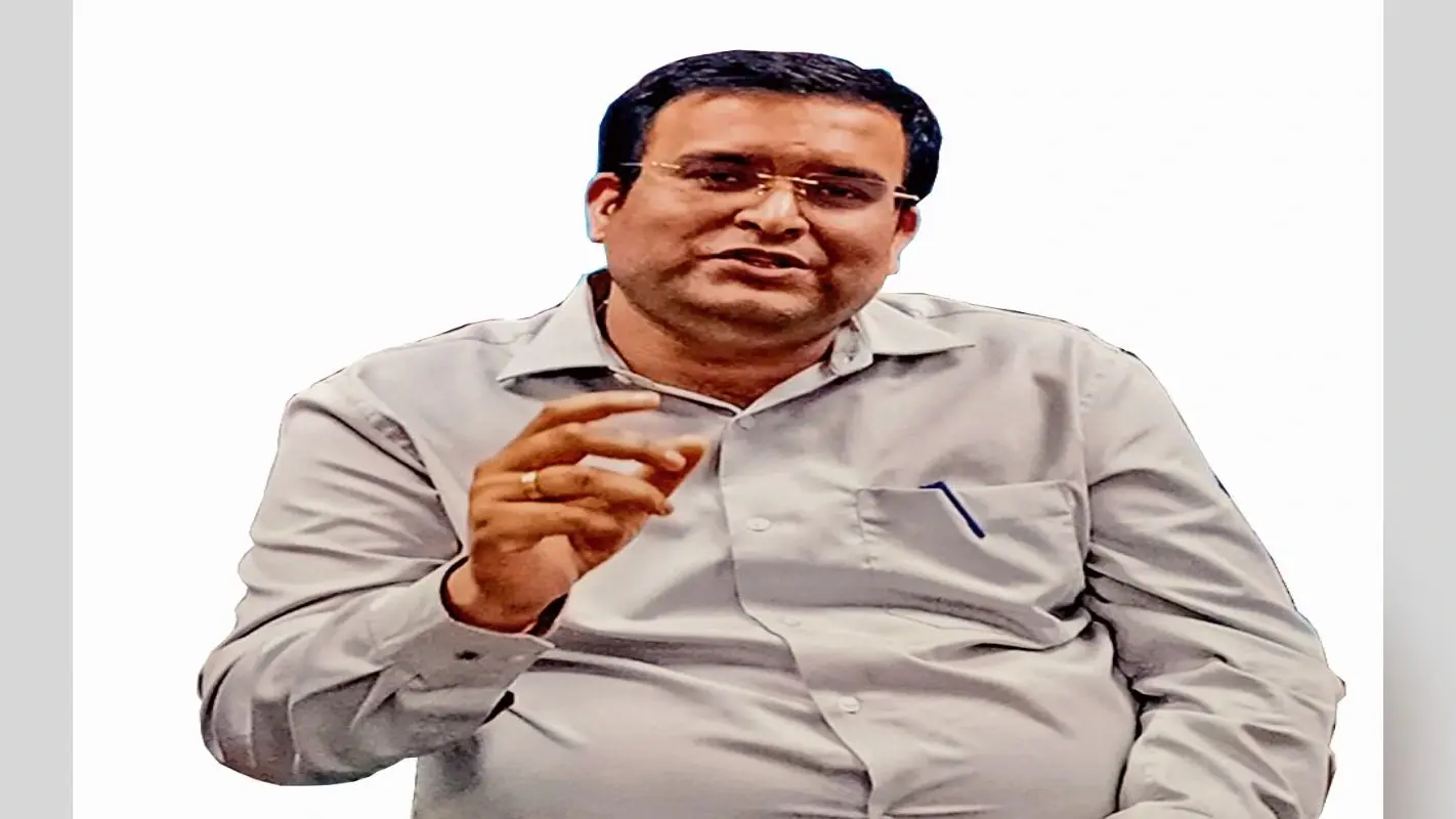 धनबाद : जेल से संचालित होनेवाले अपराध पर लगेगा अंकुश, प्रभात खबर संवाद में बोले डीसी वरुण रंजन
