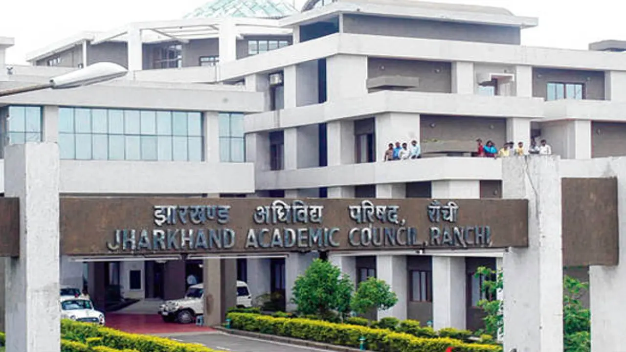 आकांक्षा कोचिंग से मेडिकल, इंजीनियरिंग और क्लैट की तैयारी के लिए अंतिम मौका, इस तारीख तक करें आवेदन