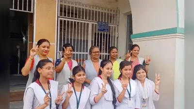 झारखंड बोर्ड इंटर कॉमर्स में भी बेटियों का दबदबा, 24 टॉपर्स में 22 लड़कियां, रांची की सृष्टि अव्वल