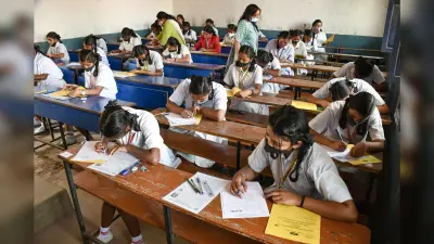CBSE 2nd term Exam Update: सीबीएसइ बोर्ड परीक्षा दे रहे छात्र इन बातों का जरूर रखें ध्यान