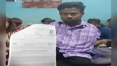 West Bengal : दोनों हाथ नहीं होने के बावजूद टेट परीक्षा को लेकर उत्साहित है जगन्नाथ माहरा