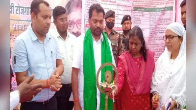 सरकार आपके द्वार कार्यक्रम : बोकारो के अलारगो में लगे शिविर में PM आवास योजना का नहीं लिया जा रहा आवेदन