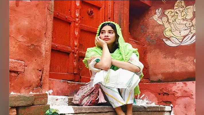 बर्थडे स्पेशल- आज 23 साल की हो रही है जाह्नवी कपूर, 2020 में करेगी इन फिल्मों मे काम