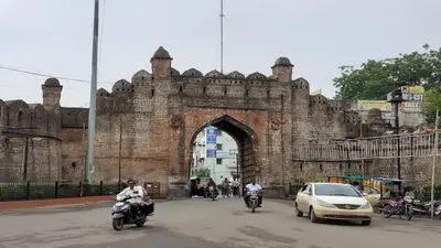 महाराष्ट्र सीमा विवाद : 4 राज्यों के झगड़े में 14 गांव के लोगों की लगी लॉटरी, दो राज्यों से बटोर रहे मलाई