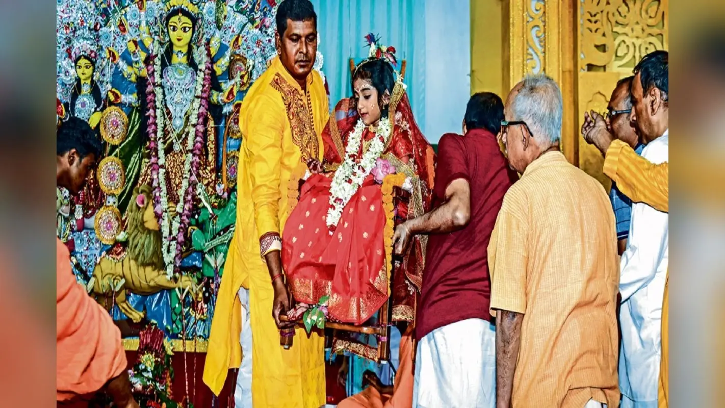 जमशेदपुर में मां दुर्गा के दरबार की सजावट में खर्च हुए 80 करोड़ रुपये, 424 जगहों पर हो रही पूजा