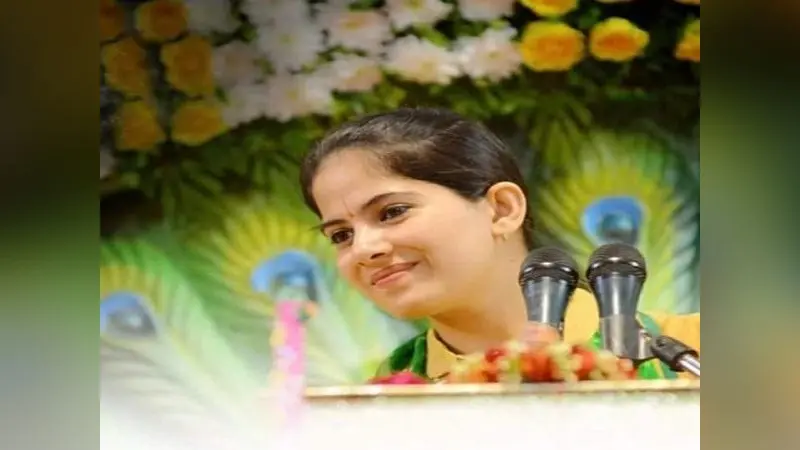 Jaya Kishori Bhajan :जया किशोरी के शिव भजन ” मेरा भोला है जग से निराला ..” पर झूम उठे लोग, देखें क्या हुआ तब ,जब शिवलिंग पर चढ़ गया चोर