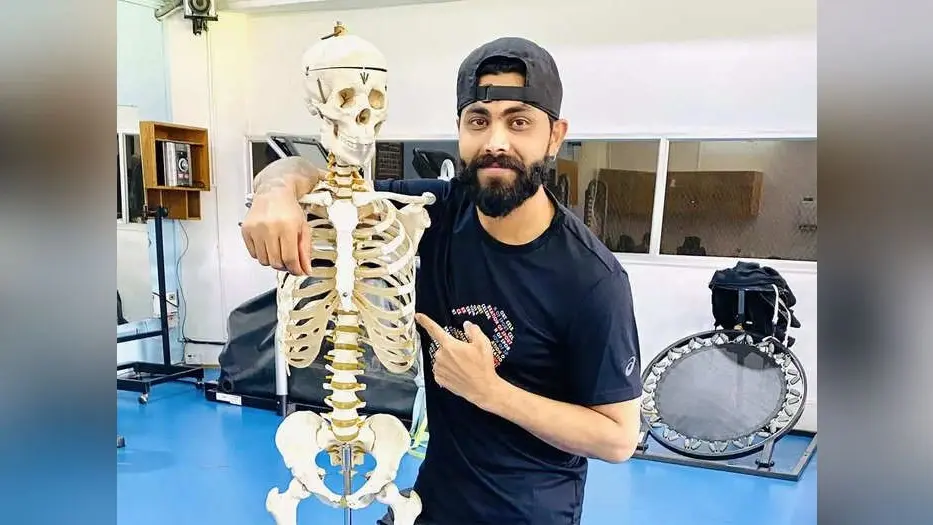 रवींद्र जडेजा ने अपने खास दोस्त के साथ शेयर किया फोटो तो सोशल मीडिया पर मचा बवाल, लोगों को नहीं हुआ यकिन