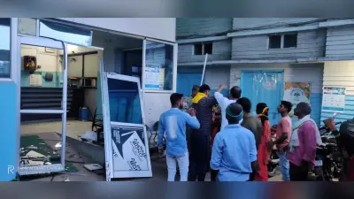 प्रसव के बाद महिला की मौत, अस्पताल में तोड़फोड़, जानें पूरा मामला