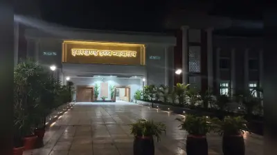सेना वाली जमीन से जुड़े मामले में सुनवाई, कोर्ट ने ईडी से मांगा जवाब