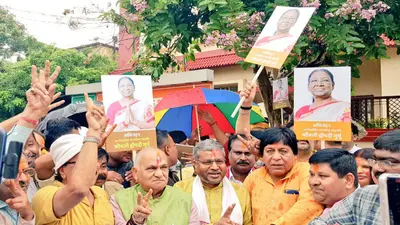 द्रौपदी मुर्मू की जीत पर झारखंड BJP प्रदेश कार्यालय में जश्न का माहौल, CM हेमंत सोरेन ने दी बधाई