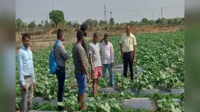 प्रभात खबर का असर, रांची में युवा किसान की आत्महत्या मामले में मृतक के घर पहुंचे कृषि पदाधिकारी ने की जांच