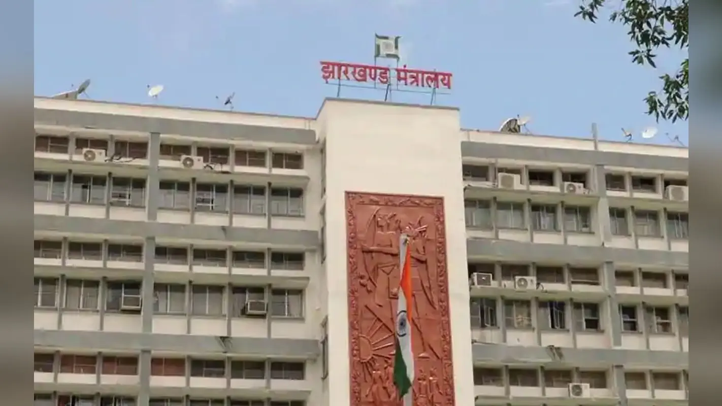 Sarkari Naukri: झारखंड में 50000 नये शिक्षकों को मिलेगी नौकरी, हेमंत सोरेन की कैबिनेट ने दी मंजूरी