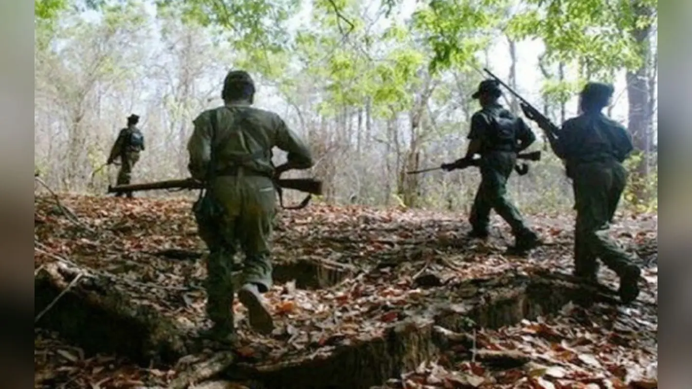 Jharkhand Naxal News: नक्सलियों का झारखंड-बिहार बंद आज, ट्रेनों और स्टेशनों की बढ़ी सुरक्षा