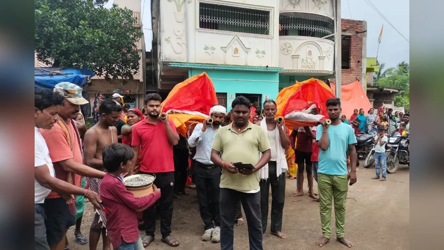 झारखंड : पति की मौत की खबर सुन पत्नी ने भी तोड़ा दम, एक साथ उठी दोनों की अर्थी