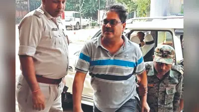 पाकुड़ : गोलीकांड के आरोपी इंद्रनील को पुलिस ने भेजा जेल, तीन लोगों पर की प्राथमिकी दर्ज