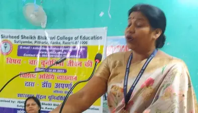 आत्महत्या के खिलाफ अभियान : सीयूजे की डॉ अपर्णा ने कहा- विरोधाभासी अंतर्द्वंद्व में फंसकर दुखी हो रहे हम