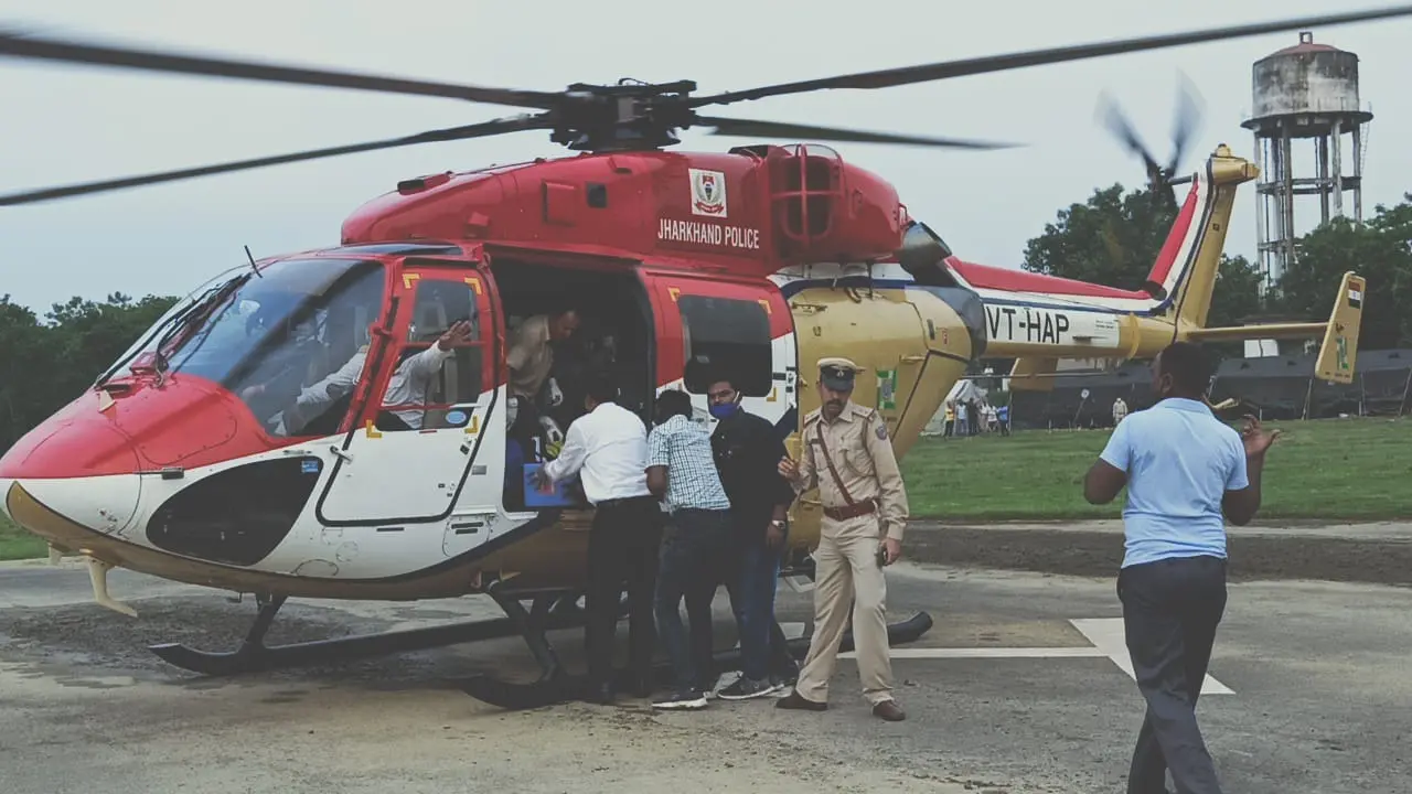 Jharkhand : अपहृत व्यवसायी की तलाश में निकली पुलिस टीम पर फायरिंग, थाना प्रभारी सहित दो पुलिसकर्मी घायल