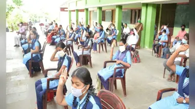 Corona Effect: पब्लिक स्कूलों में दाखिले में आयी कमी, बंद हो गये 90 फीसदी प्ले स्कूल