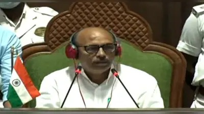 अब राजभवन को हिंदी में ही भेजा जायेगा मूल विधेयक, झारखंड विधानसभा स्पीकर ने दिया निर्देश