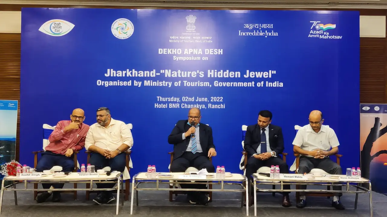 नई दिल्ली के ट्रेड फेयर में 24 को मनेगा झारखंड दिवस, लोग टूरिज्म स्टॉल पर सिटी ऑफ फाॅल्स की ले रहे जानकारी