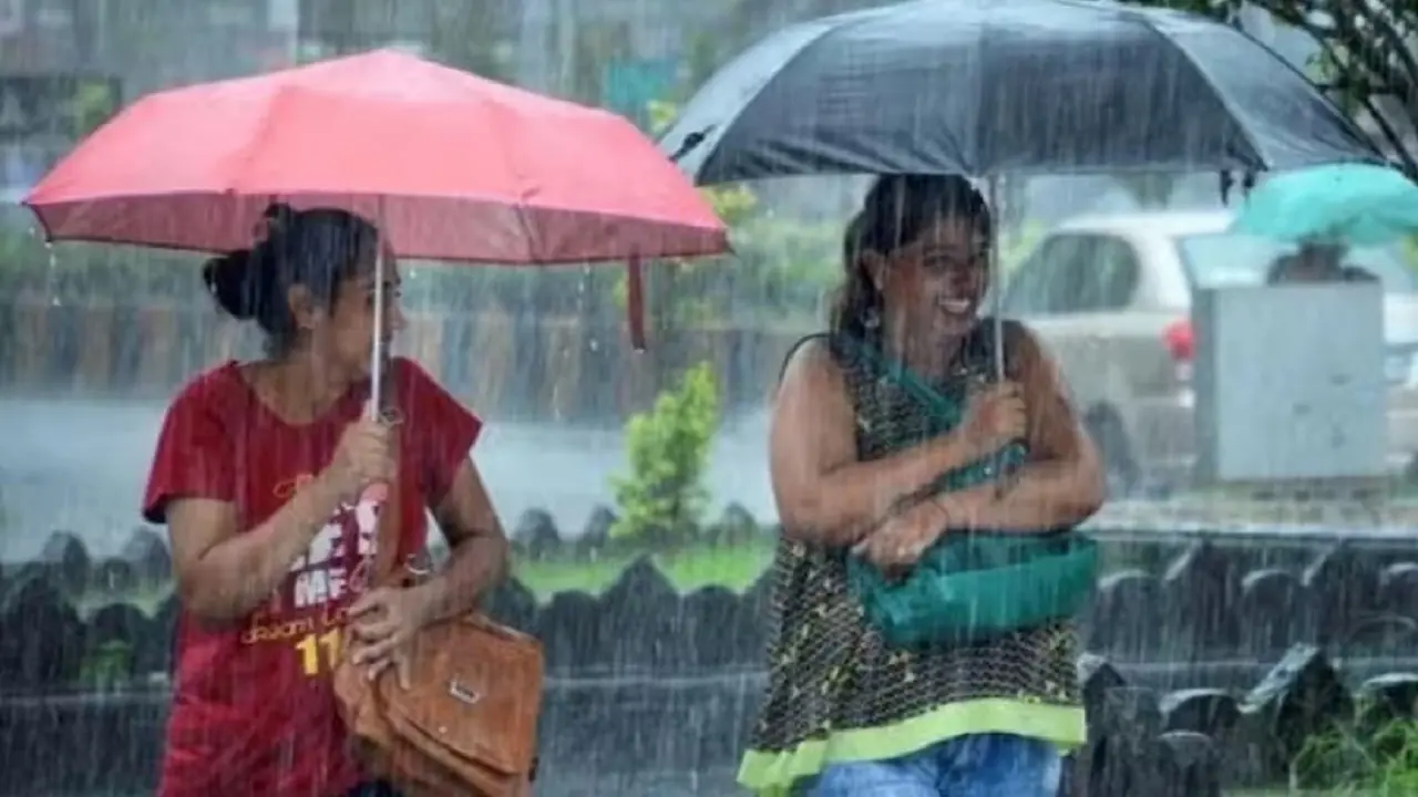 Weather Alert: बंगाल की खाड़ी में फिर बन रहा लो प्रेशर एरिया, 19-20 को झारखंड में भारी बारिश का अलर्ट