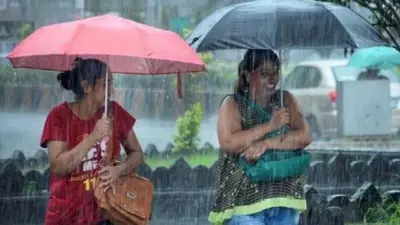 गोरखपुर: भीषण गर्मी ने तोड़ा 19 साल का रिकॉर्ड, अप्रैल में आग उगल रहा सूरज, स्वास्थ्य विभाग ने जारी की अलर्ट