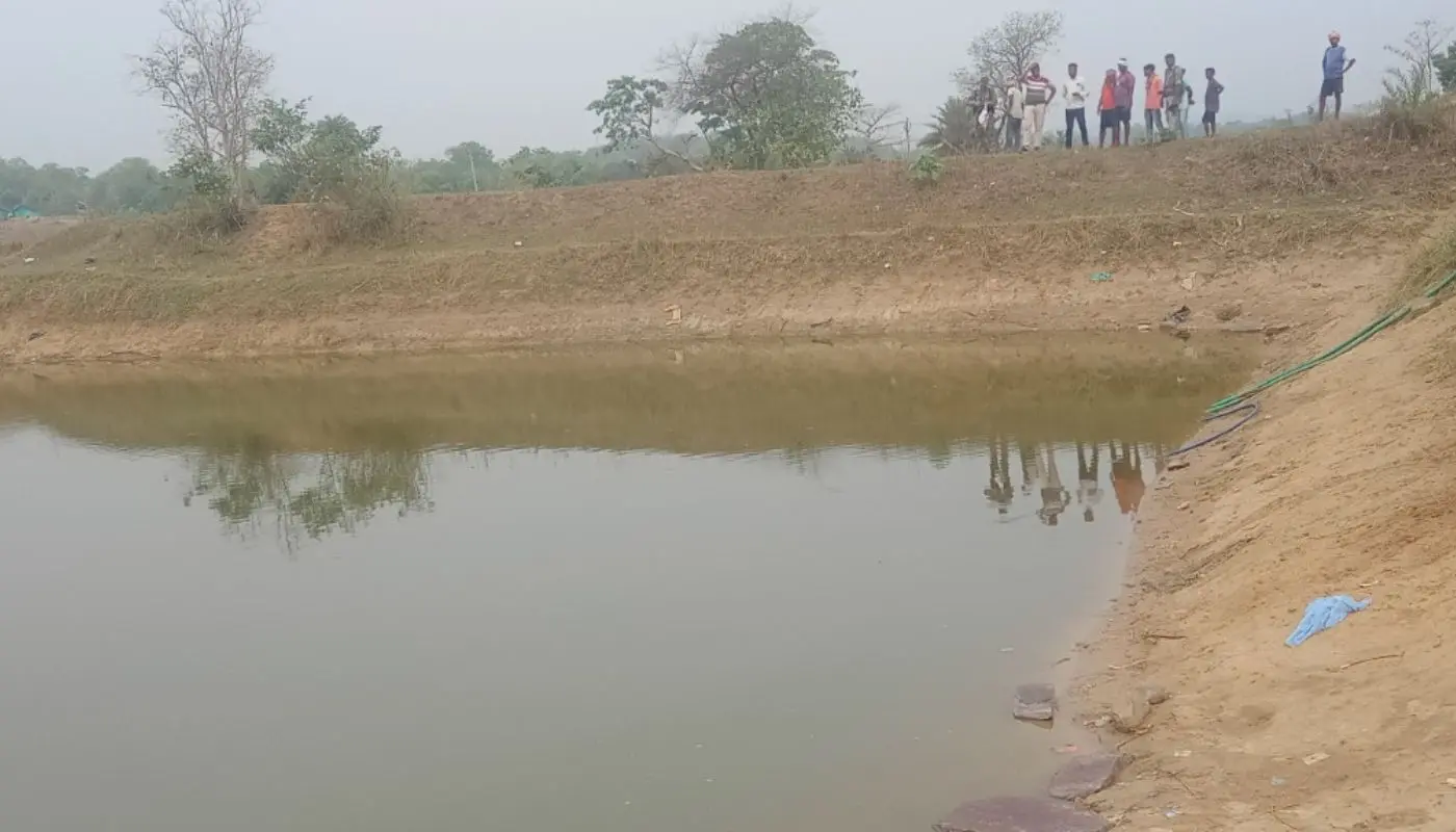 झारखंड: तालाब में डूबने से दो सगी बहनों की मौत, जंगल से लौटने के दौरान नहाने के क्रम में डूबीं