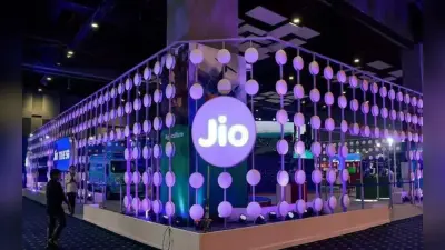 Reliance Jio का नया टूल तोड़ेगा भाषाओं की दीवार, मिलेगी रियल टाइम ट्रांसलेशन और ट्रांसक्रिप्शन की सुविधा