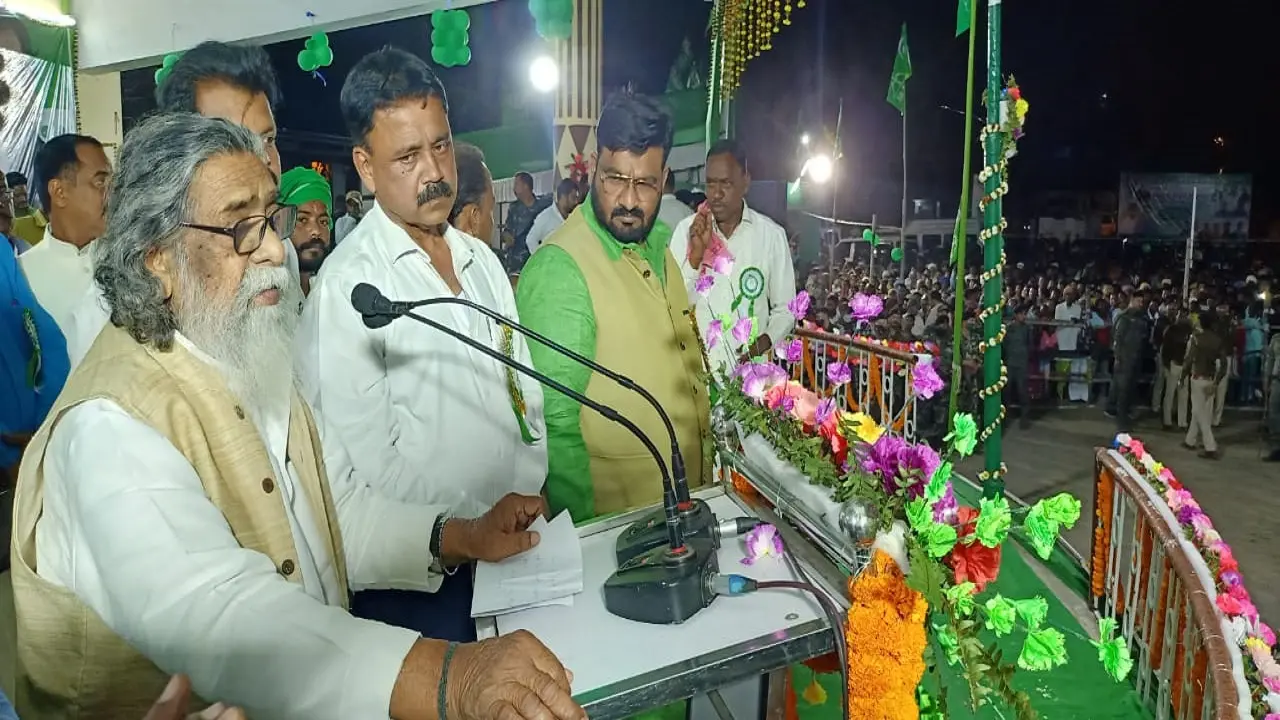 झामुमो का 49 वां स्थापना दिवस: दिशोम गुरु शिबू सोरेन बोले- विकास में बाधक हड़िया से रहें दूर