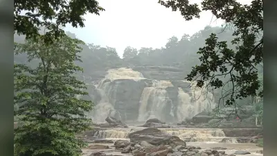 झारखंड में बारिश के बाद जोन्हा फॉल की लौटी रौनक, परिवार के साथ वीकेंड पर घूमने का कर सकते हैं प्लान