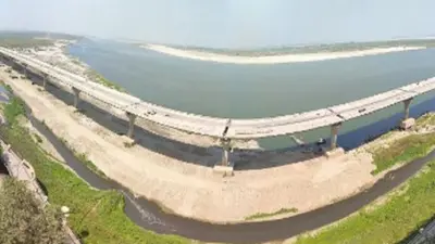 पटना के गंगा पथ को रिवर फ्रंट के रूप में किया जायेगा विकसित, जिम और पार्किंग के साथ मिलेगी खाने-पीने की सुविधा