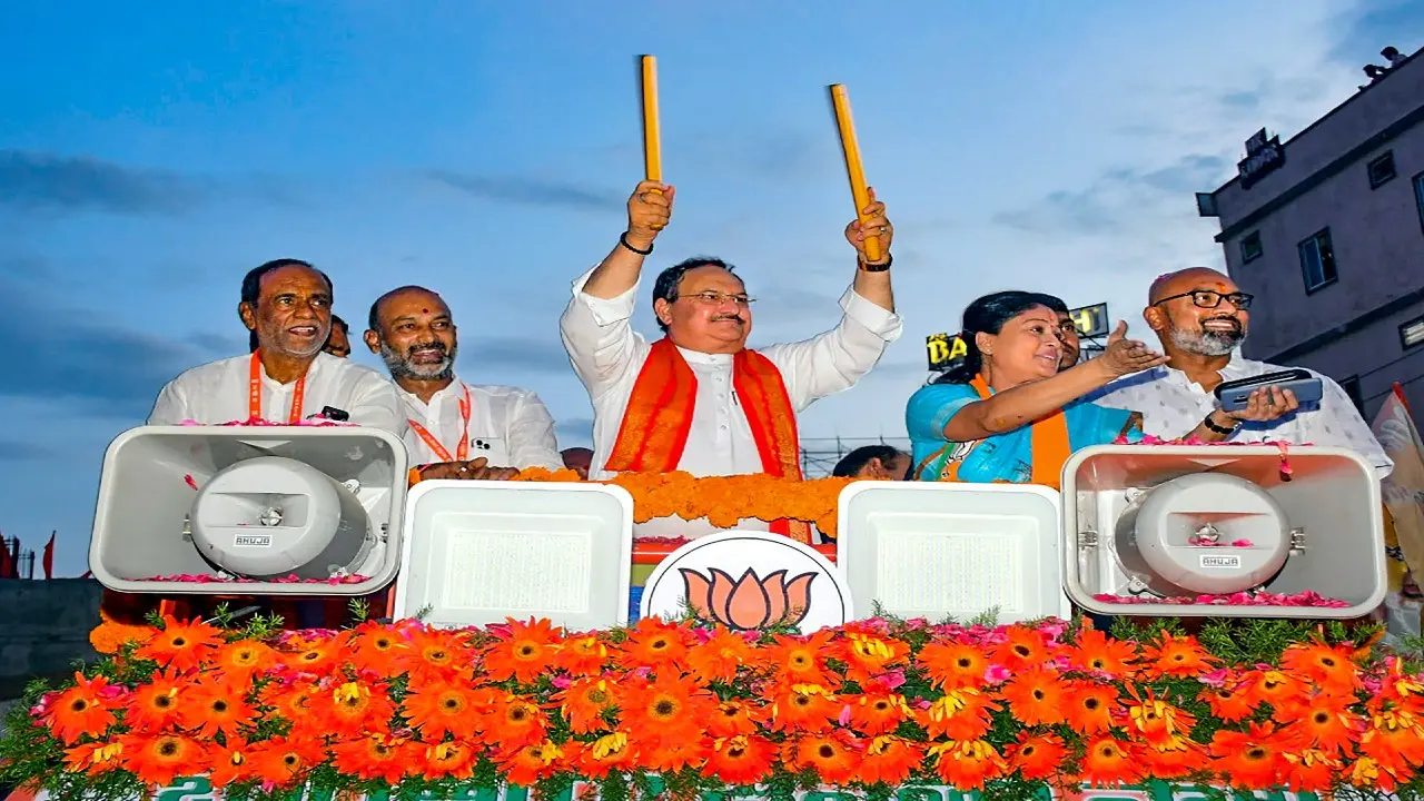 UP Election 2022: उरई में जेपी नड्डा का सपा-बसपा पर बयान- वे काम नहीं गिनाते, करते हैं मकान पर कब्जा