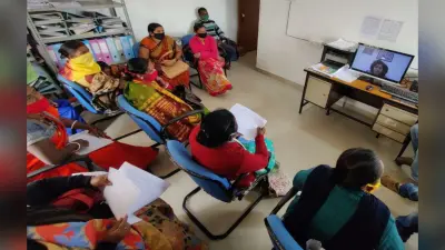 झारखंड की सखी मंडल की दीदियों से ऑनलाइन रूबरू हुईंं ग्रामीण विकास सचिव, दिये कई टिप्स