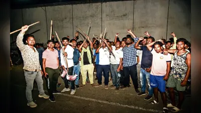 झारखंड : जमशेदपुर के डोबो पुल के नाम को लेकर बिरसा मुंडा व रघुनाथ महतो समर्थक आपस में भिड़े, आज वार्ता