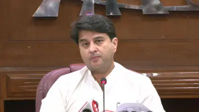 सर्जिकल स्ट्राइक: ‘आतंकी ओसामा बिन लादेन को ओसामा जी और…’, दिग्विजय सिंह पर भड़के ज्योतिरादित्य सिंधिया