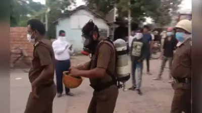 कमलगाजी फैक्ट्री में गैस रिसाव, एक के बाद एक कई फैक्ट्री कर्मचारी हुए बीमार , दहशत में स्थानीय लोग