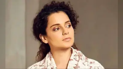 कंगना रनौत ने शेयर की अपनी बिकिनी फोटो, फैंस ने कमेंट में लिखा,’ एकदम से वक्त बदल गया…’
