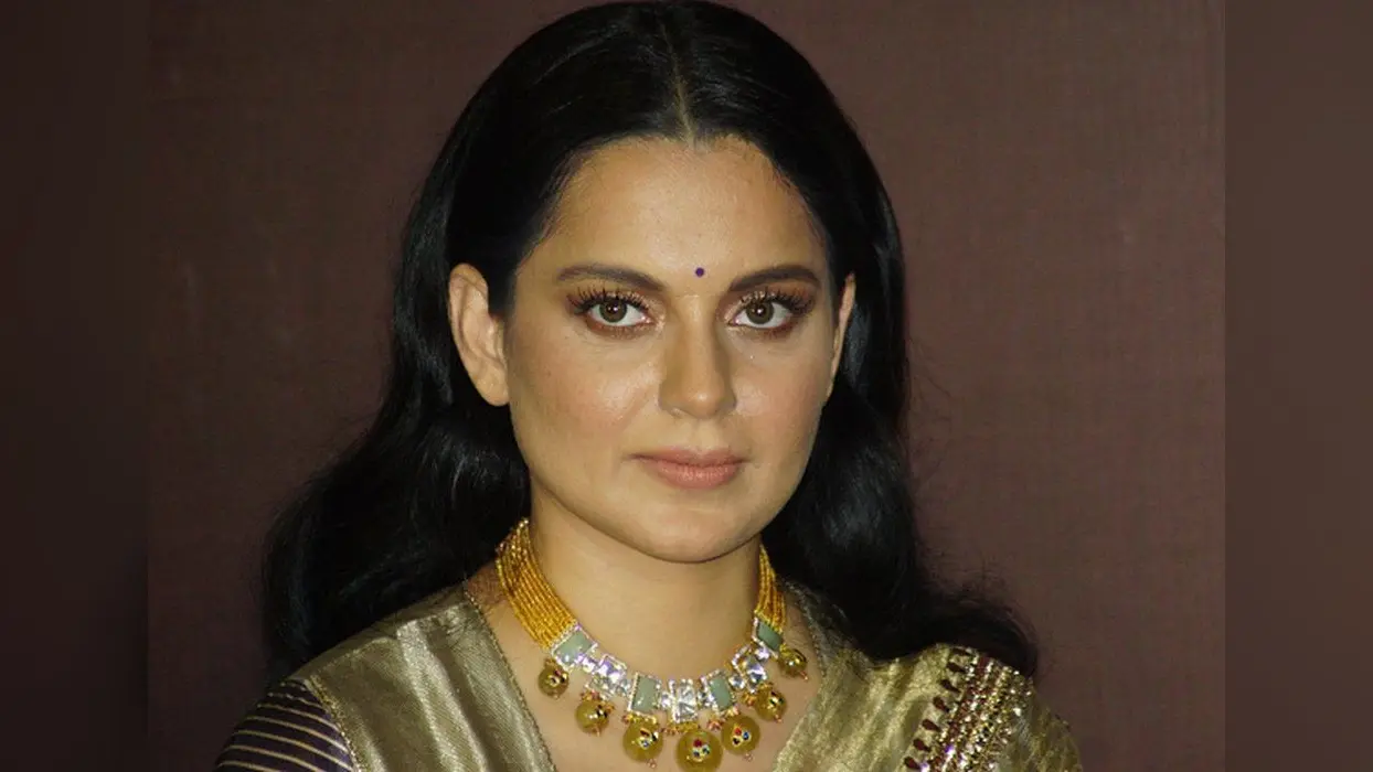 Kangana Ranaut:’भीख में मिली आजादी’ वाले बयान पर घमासान, मुंबई में शिकायत दर्ज, कंगना रनौत ने दी प्रतिक्रिया