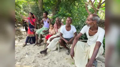 Bihar Chunav 2020 : ‘चुनाव जीतने के बाद नहीं हुए विधायक के दर्शन, कैसे दें अब वोट’- भड़के कांटी के मतदाता