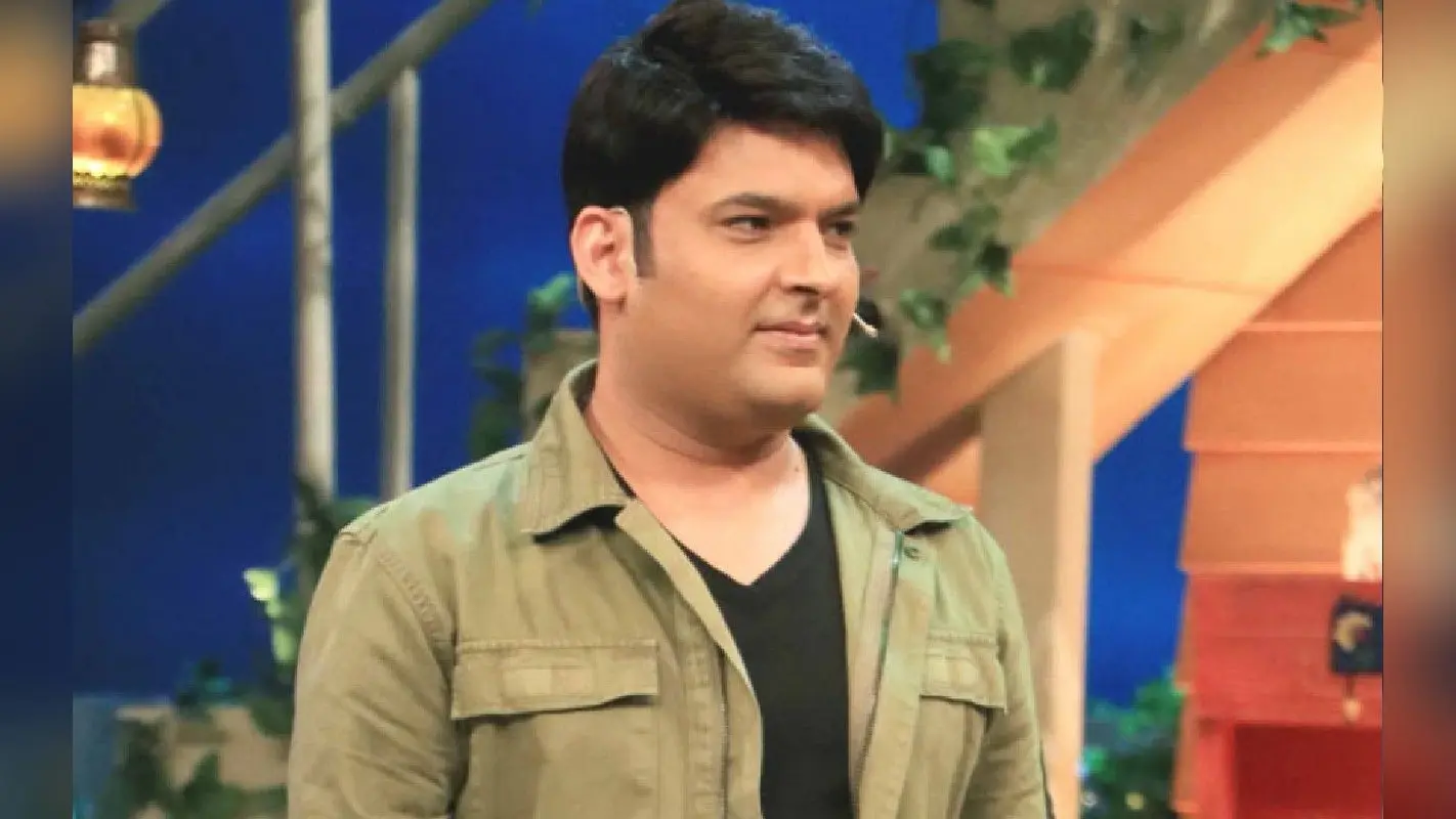 Kapil Sharma: टेलीप्रॉम्प्टर देखकर कॉमेडी करते हैं कपिल शर्मा, यूजर ने शेयर किया वीडियो तो भड़के फैंस