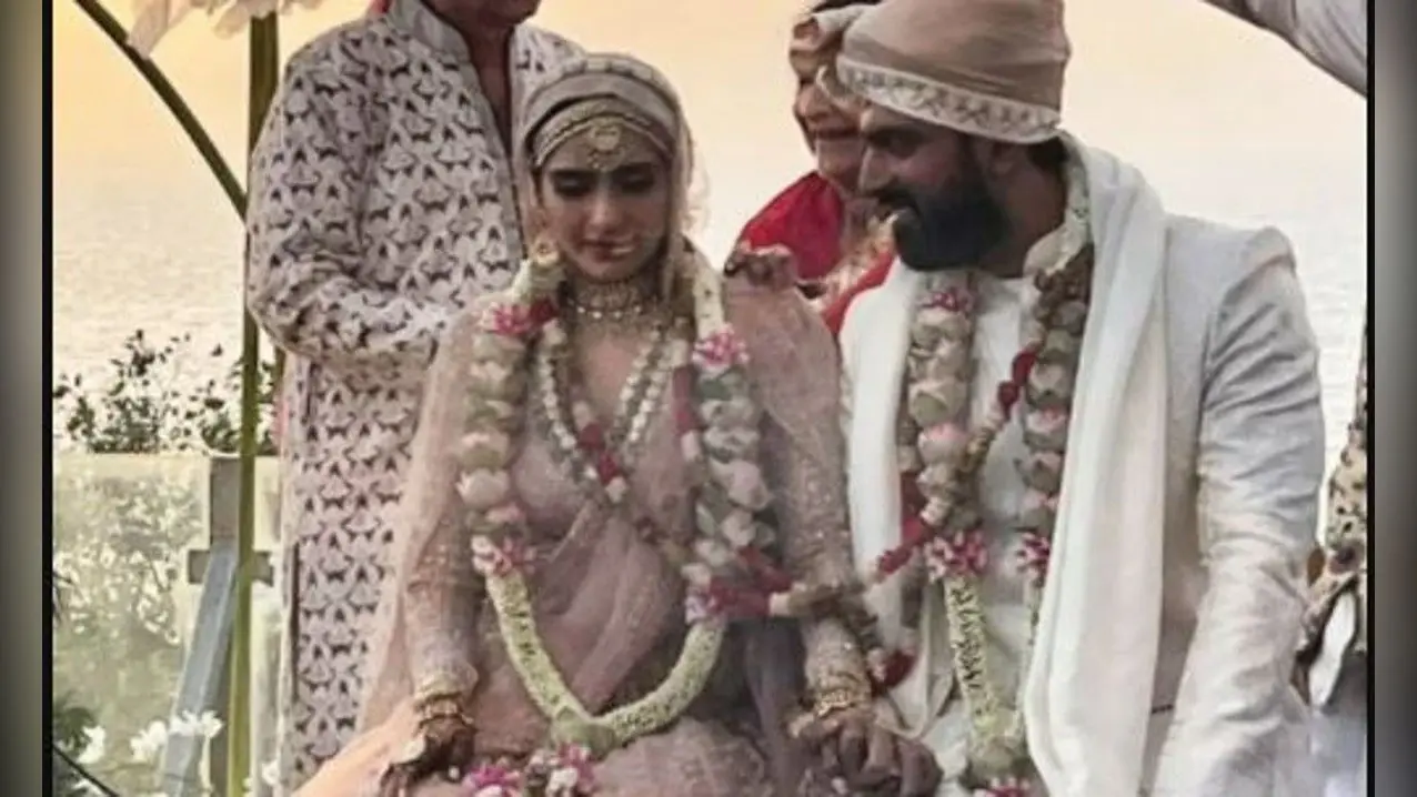 Karishma Tanna wedding: वरुण बंगेरा की हुईं करिश्मा तन्ना, शादी की पहली तसवीर आईं सामने