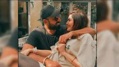 Karishma Tanna Video: वरुण बंगेरा ने करिश्मा तन्ना को गोद में उठाकर किया squats, देखें कपल का जिम वीडियो