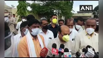 Karnataka: गर्भवती महिला की मौत के बाद स्वास्थ्य मंत्री का एक्शन, आरोपी डॉक्टर समेत तीनों नर्स निलंबित