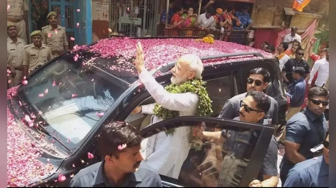 Varanasi News: पीएम मोदी के दौरे से पहले काशी को चमकाने पर जोर, नगर आयुक्त ने तीन टीमों का किया गठन