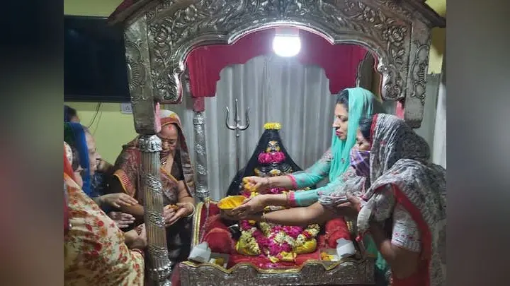 Mahashivratri 2023: महाशिवरात्रि पर काशी विश्वनाथ बाबा कैसे होते हैं तैयार, क्या-क्या होती है तैयारी, जानें..