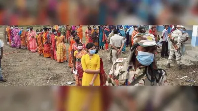 बंगाल चुनाव 2021, Sixth Phase Voting: हिंसक घटनाओं के बीच 4 जिलों की 43 विधानसभा सीटों पर छठे चरण में 79.09 फीसदी मतदान
