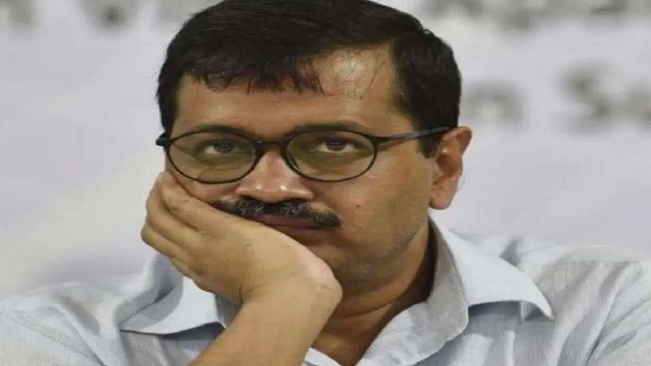दिल्ली के सीएम अरविंद केजरीवाल की बढ़ी मुश्किलें, पीएम नरेंद्र मोदी को अनपढ़ कहने पर पटना में केस दर्ज
