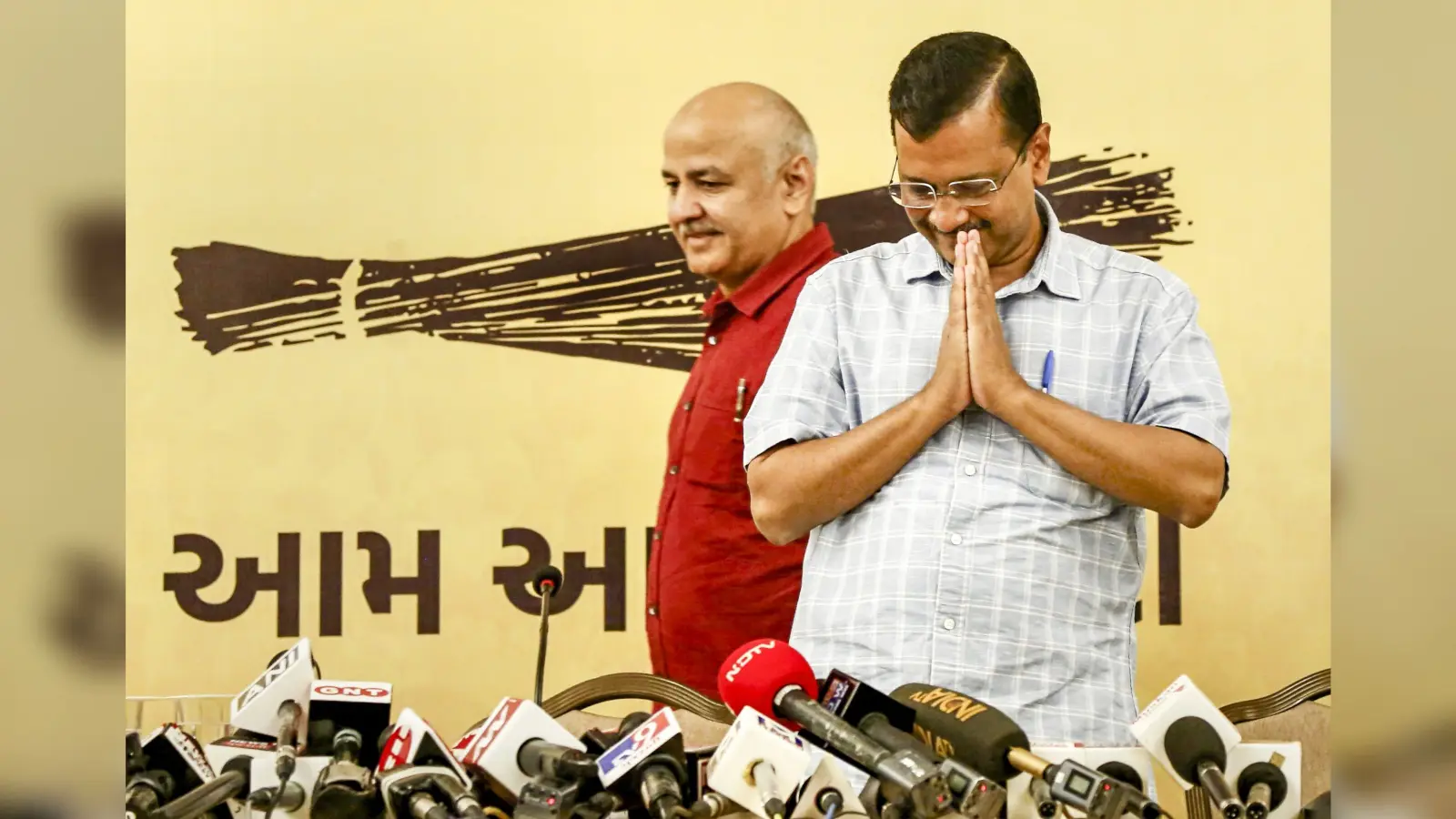 Gujarat Election 2022: क्या करेगी BJP ? ‘मुफ्त की रेवड़ियां’ पर राजनीति तेज, विश्लेषकों की राय जानें