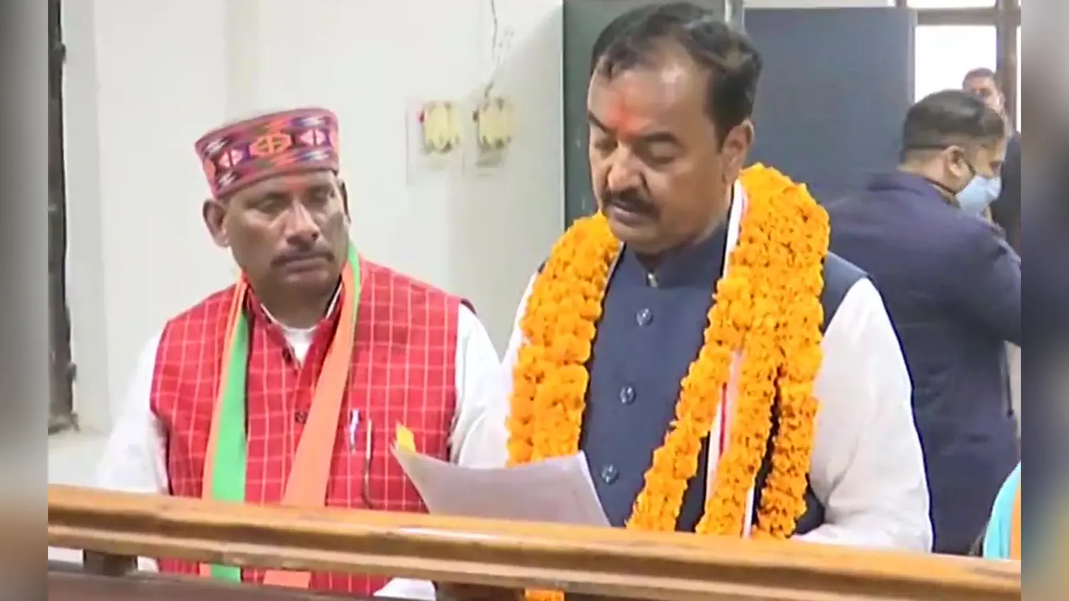 UP Election 2022: सिराथू से डिप्टी सीएम केशव प्रसाद मौर्य ने किया नामांकन, जेपी नड्डा रहे मौजूद