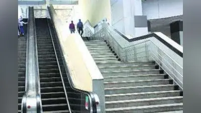 नये ओवरब्रिज के निर्माण में आयी तेजी, लगेगा एस्केलेटर व लिफ्ट भी